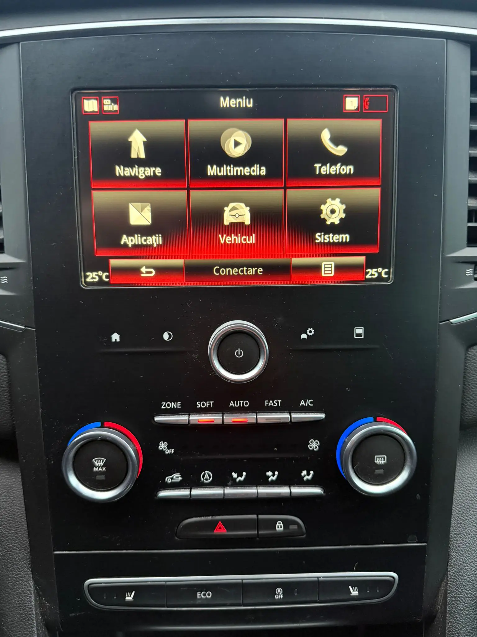 Renault Megane TCe GPF Limited - imagine 12