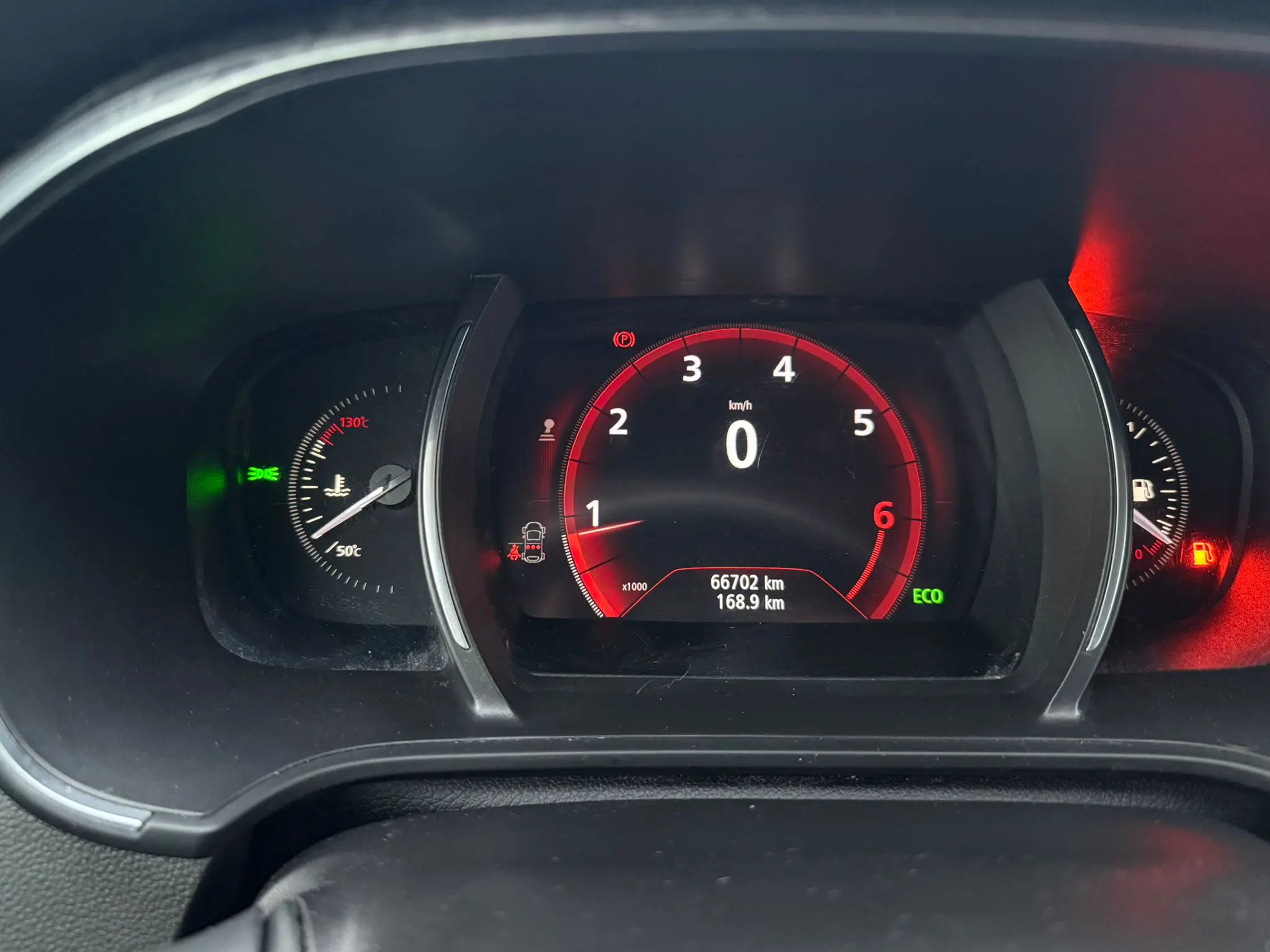 Renault Megane TCe GPF Limited - imagine 13