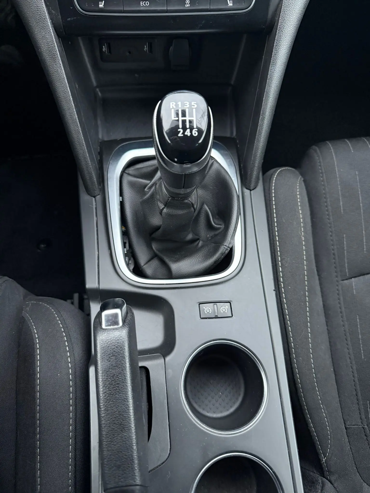 Renault Megane TCe GPF Limited - imagine 14