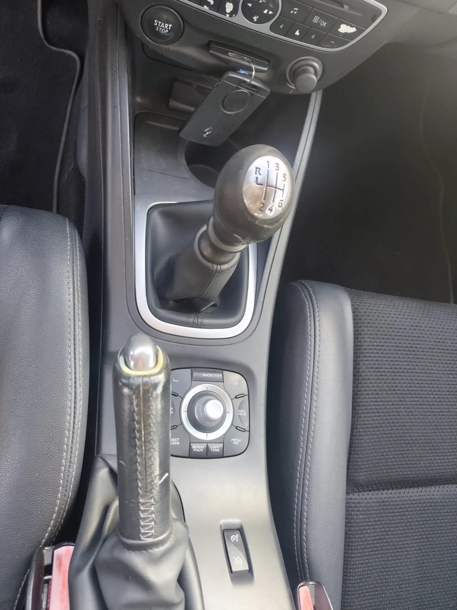 Renault Megane - imagine 10