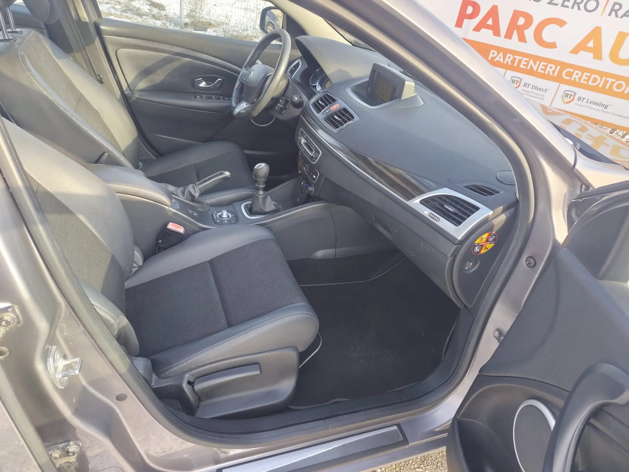 Renault Megane - imagine 12