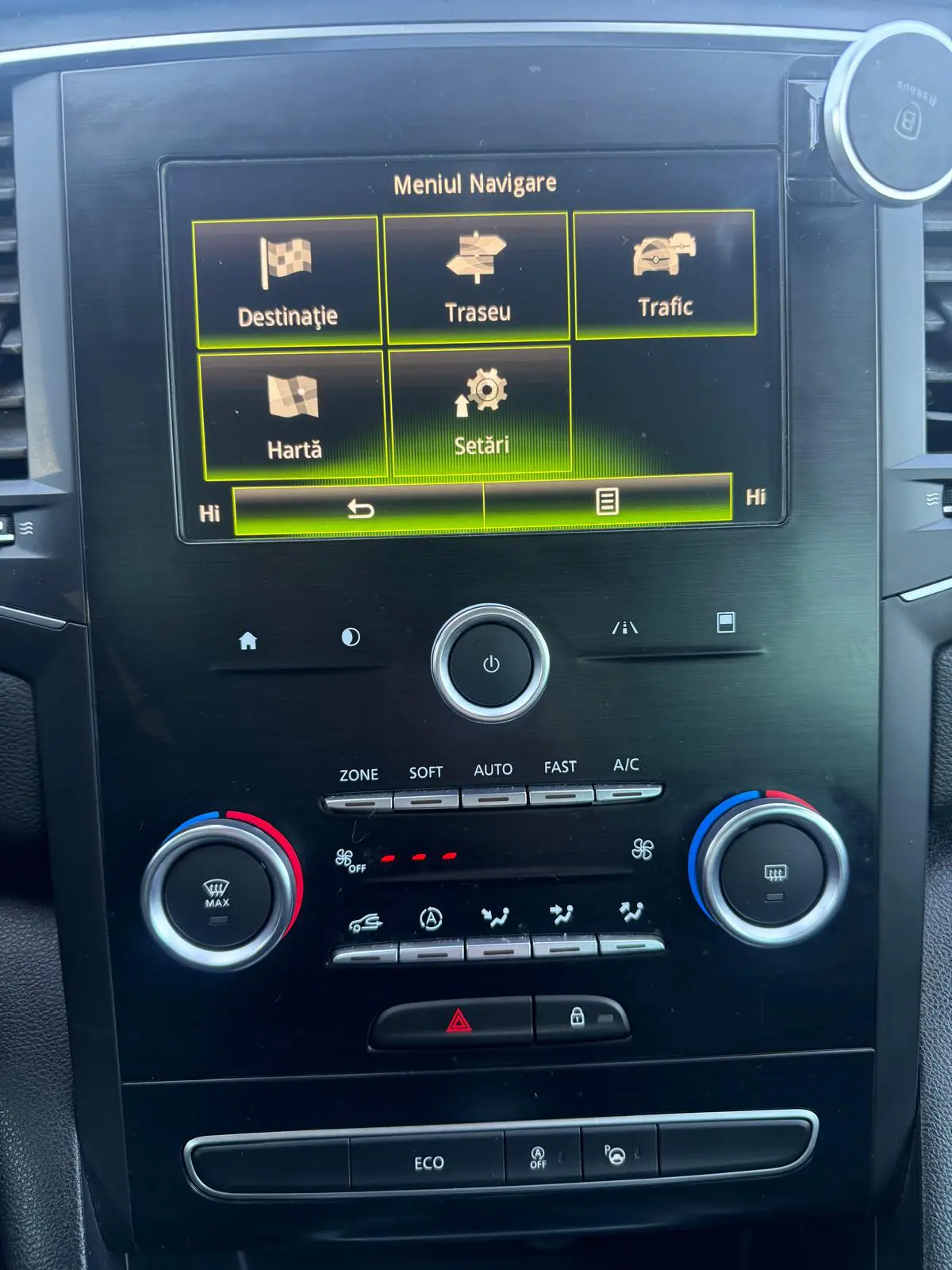 Renault Megane - imagine 13