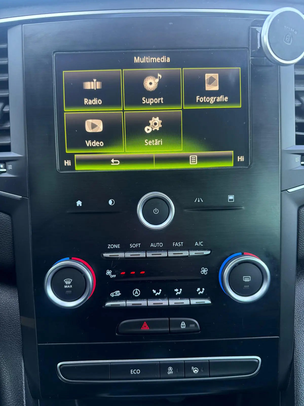 Renault Megane - imagine 14