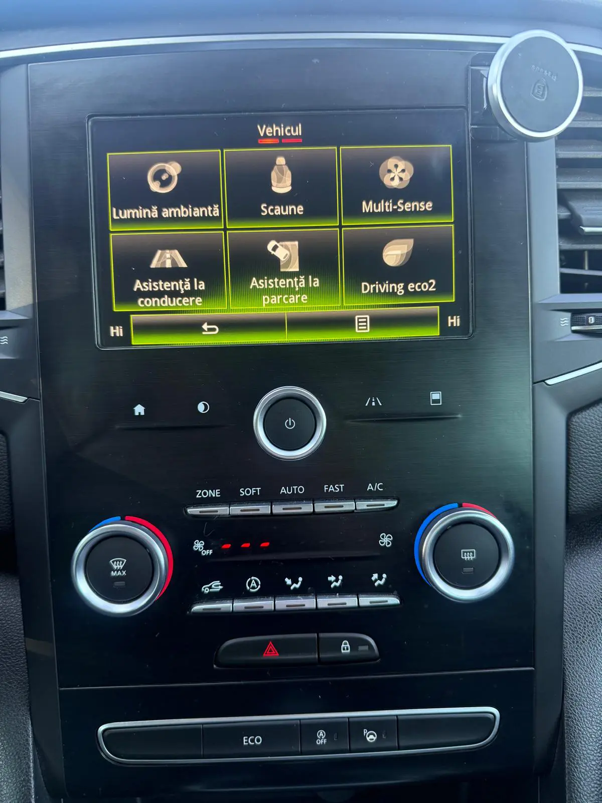 Renault Megane - imagine 16