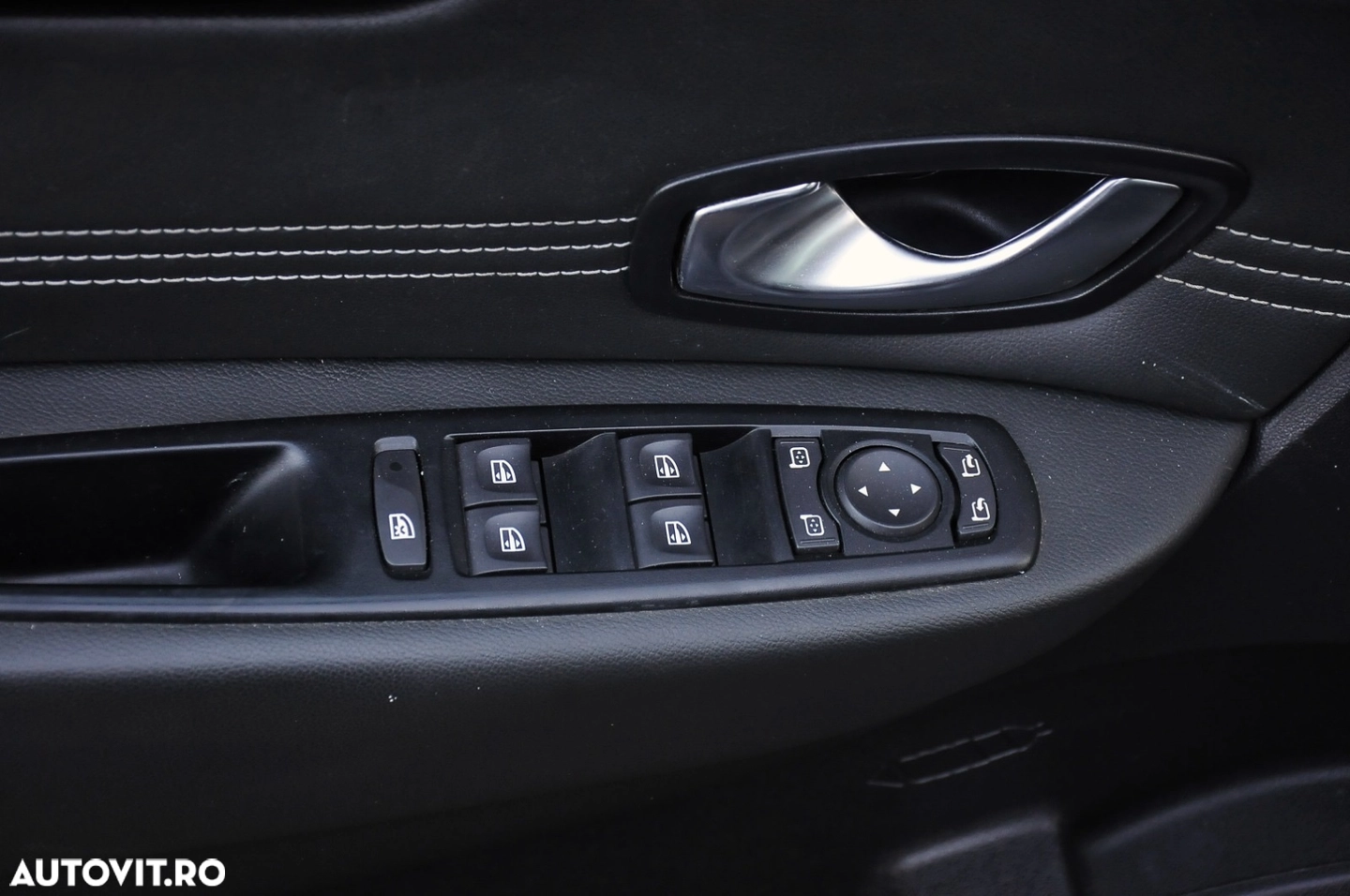 Renault Scenic dCi 130 FAP Bose Edition - imagine 8