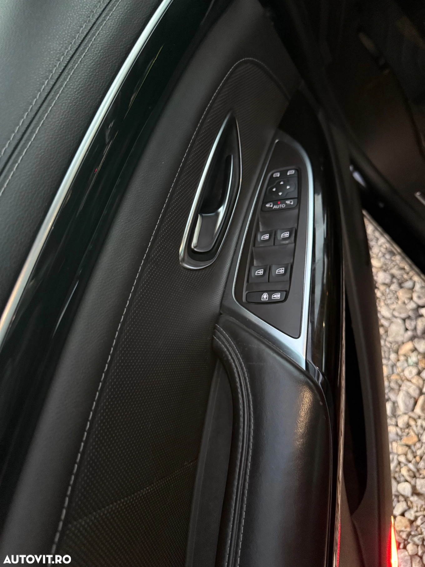 Renault Espace Energy dCi 160 EDC Initiale Paris - imagine 21