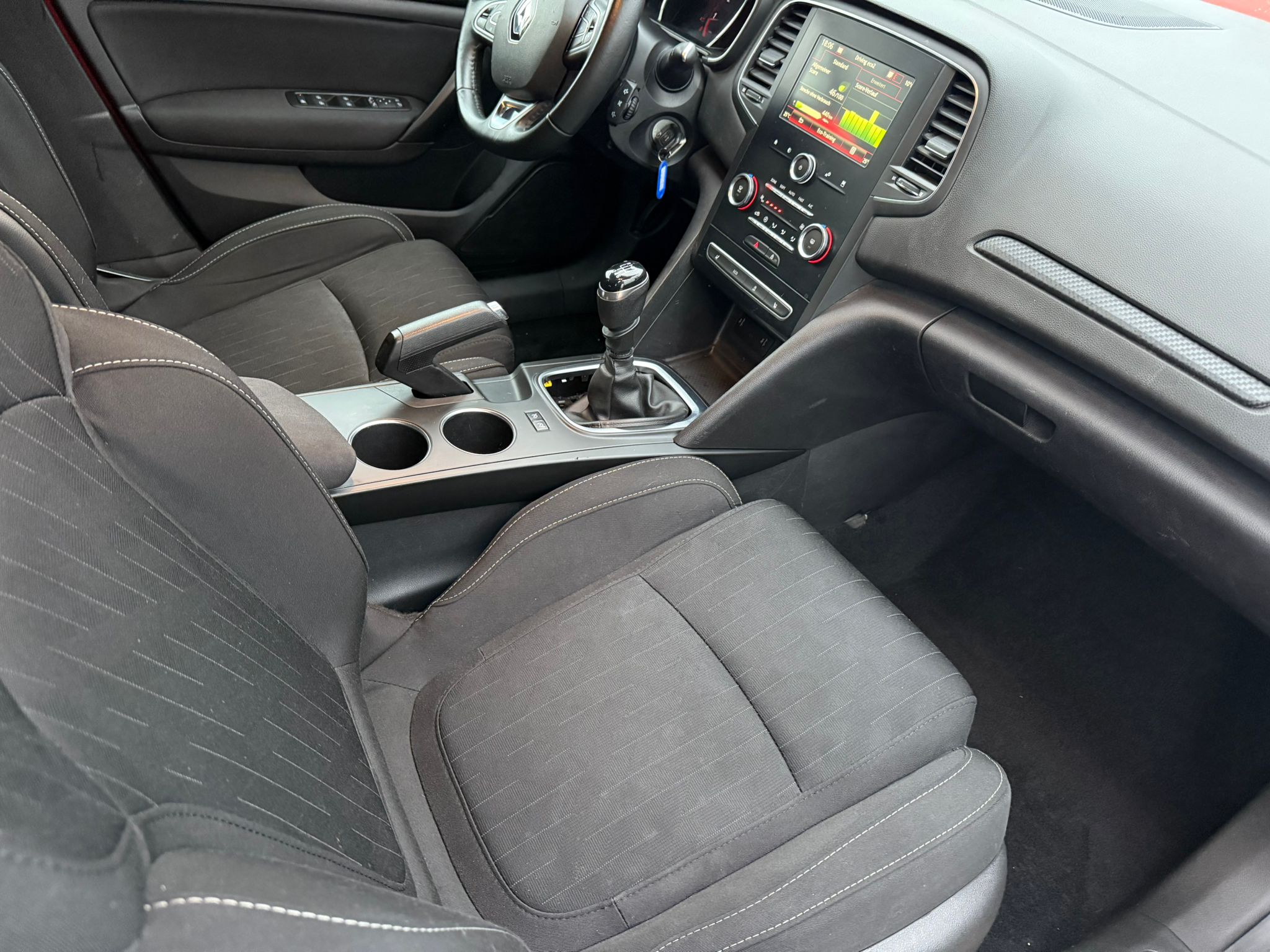 Renault Megane TCe GPF Limited - imagine 7