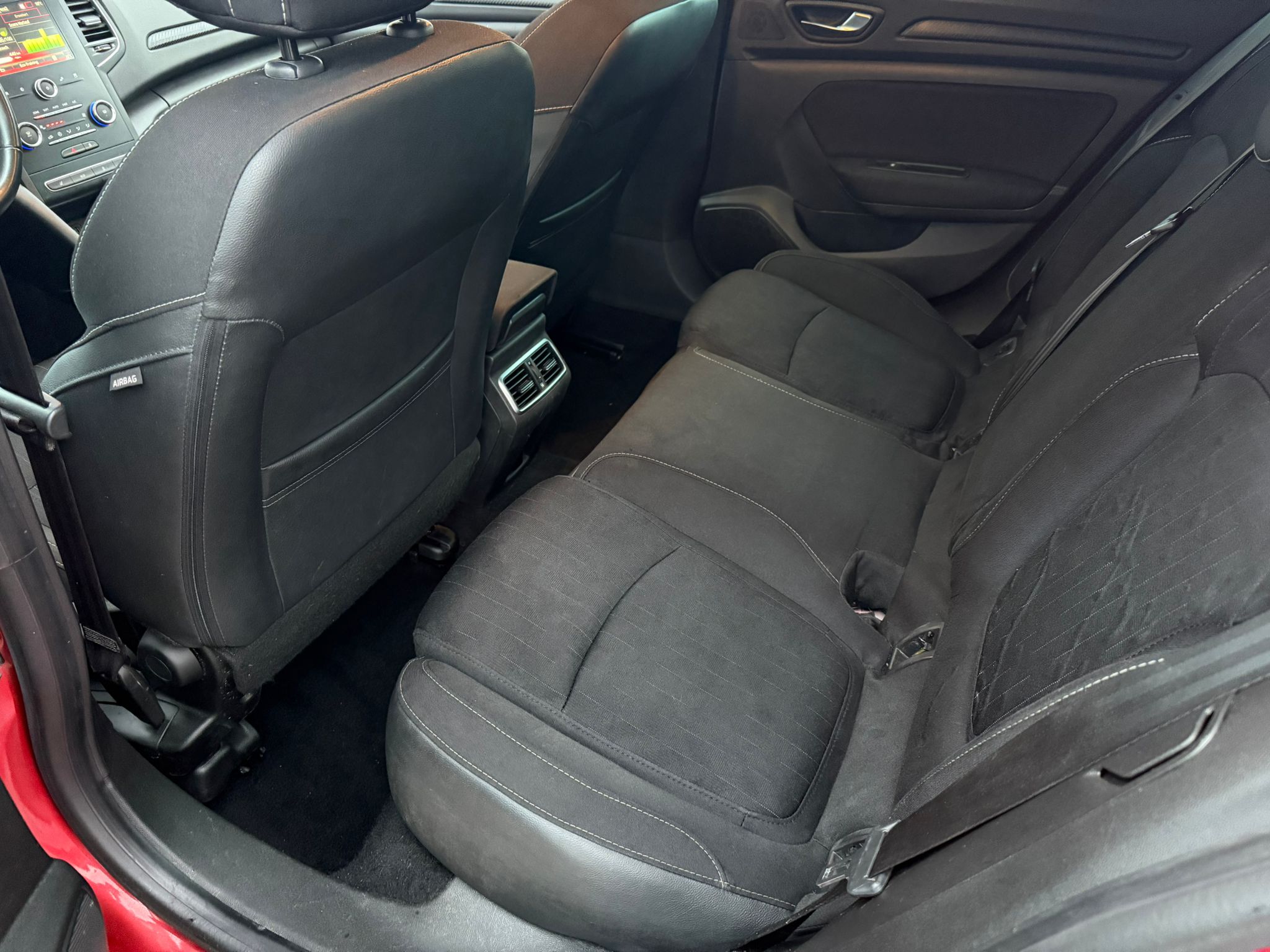 Renault Megane TCe GPF Limited - imagine 8