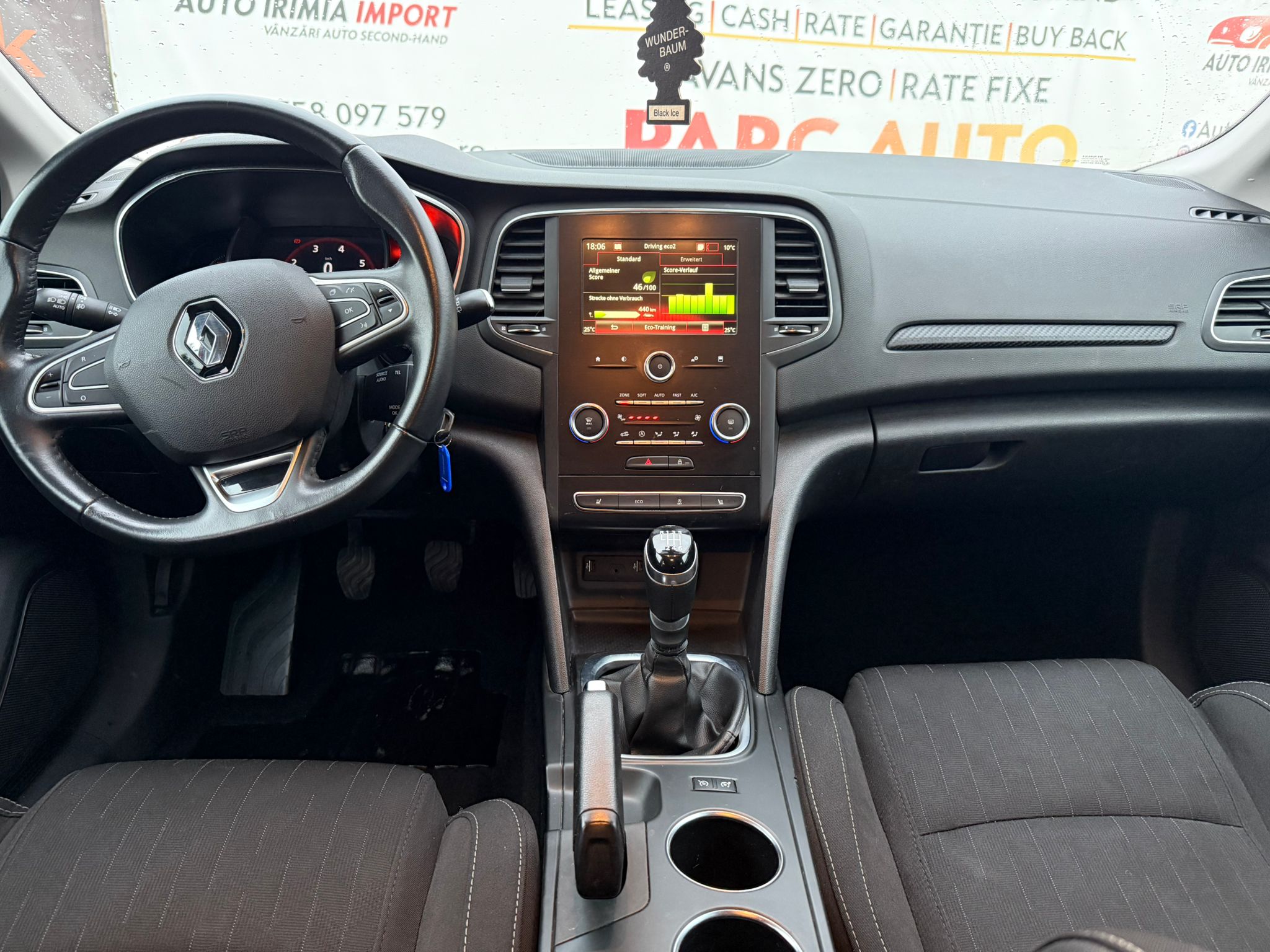 Renault Megane TCe GPF Limited - imagine 10