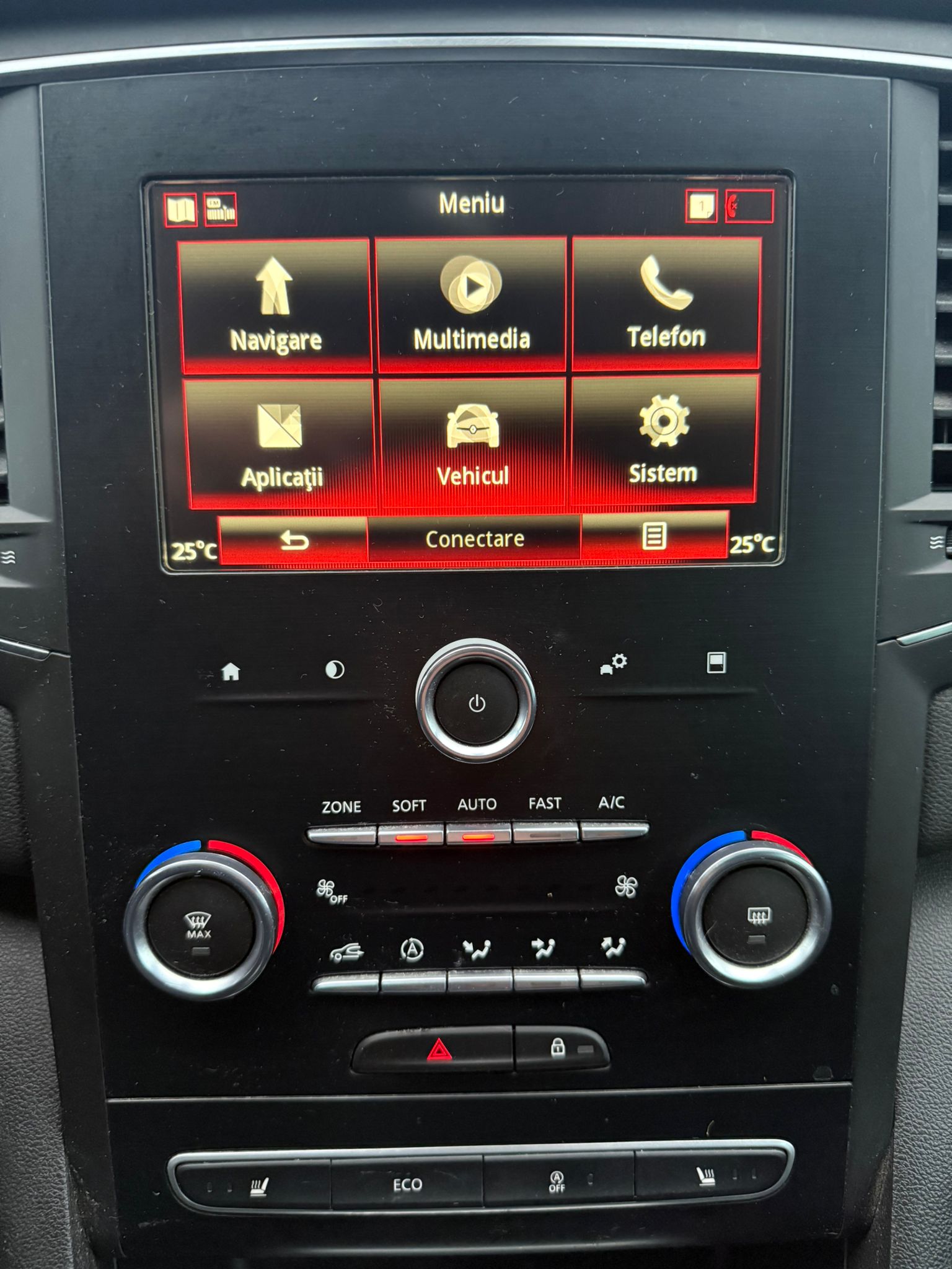 Renault Megane TCe GPF Limited - imagine 12