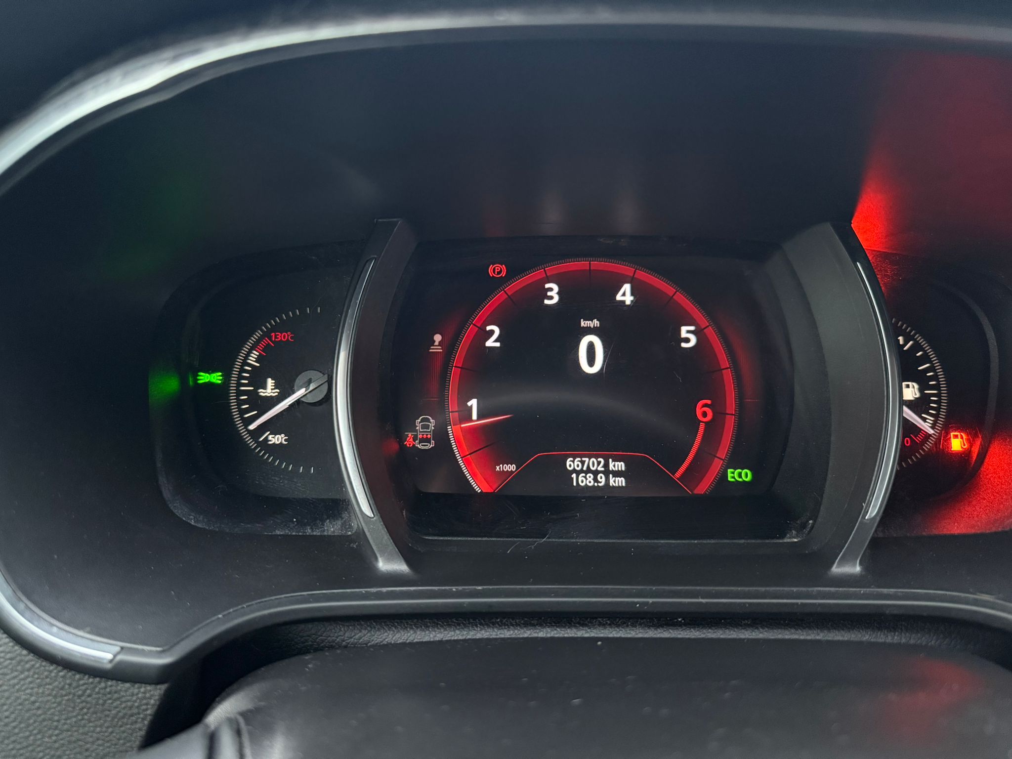 Renault Megane TCe GPF Limited - imagine 13