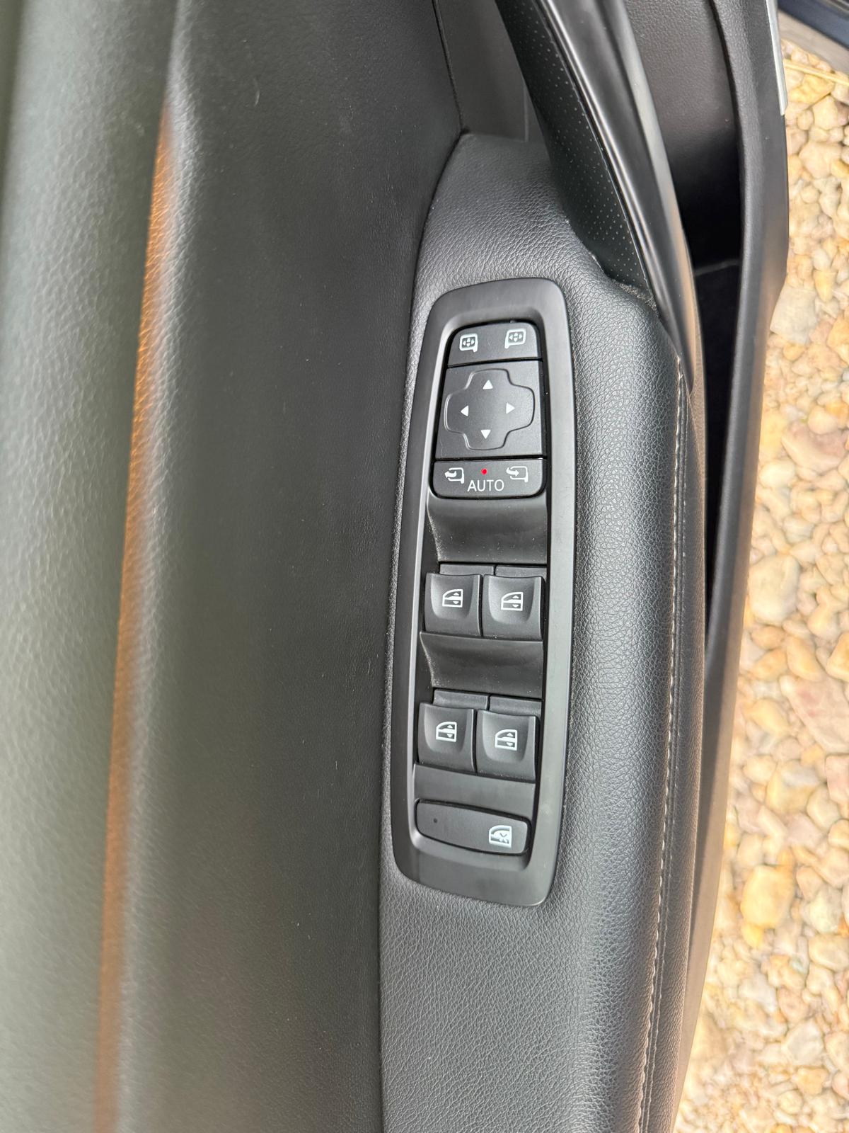 Renault Megane Grandtour ENERGY dCi 130 INTENS - imagine 3