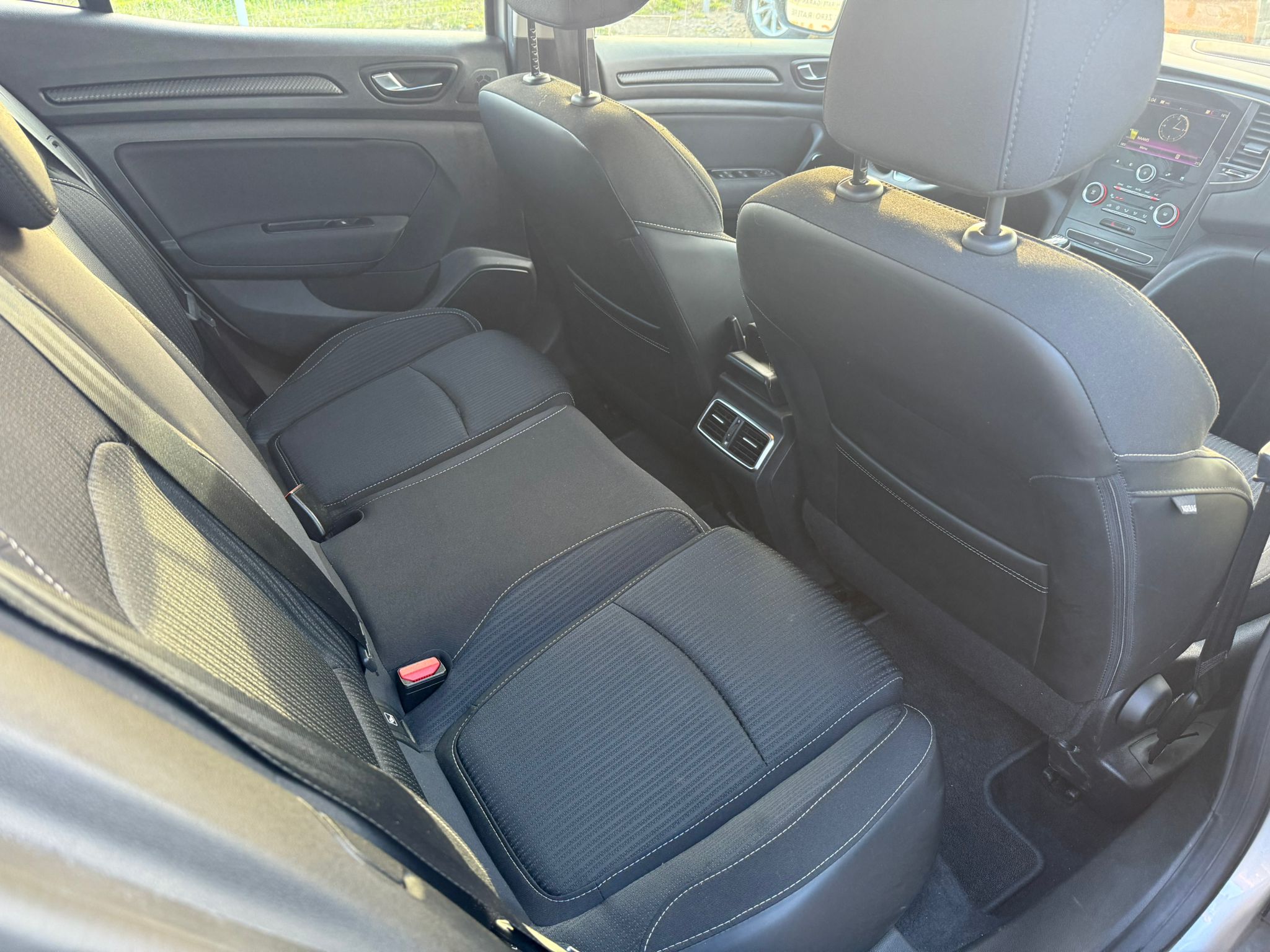 Renault Megane 1.5 Blue dCi Intens - imagine 12