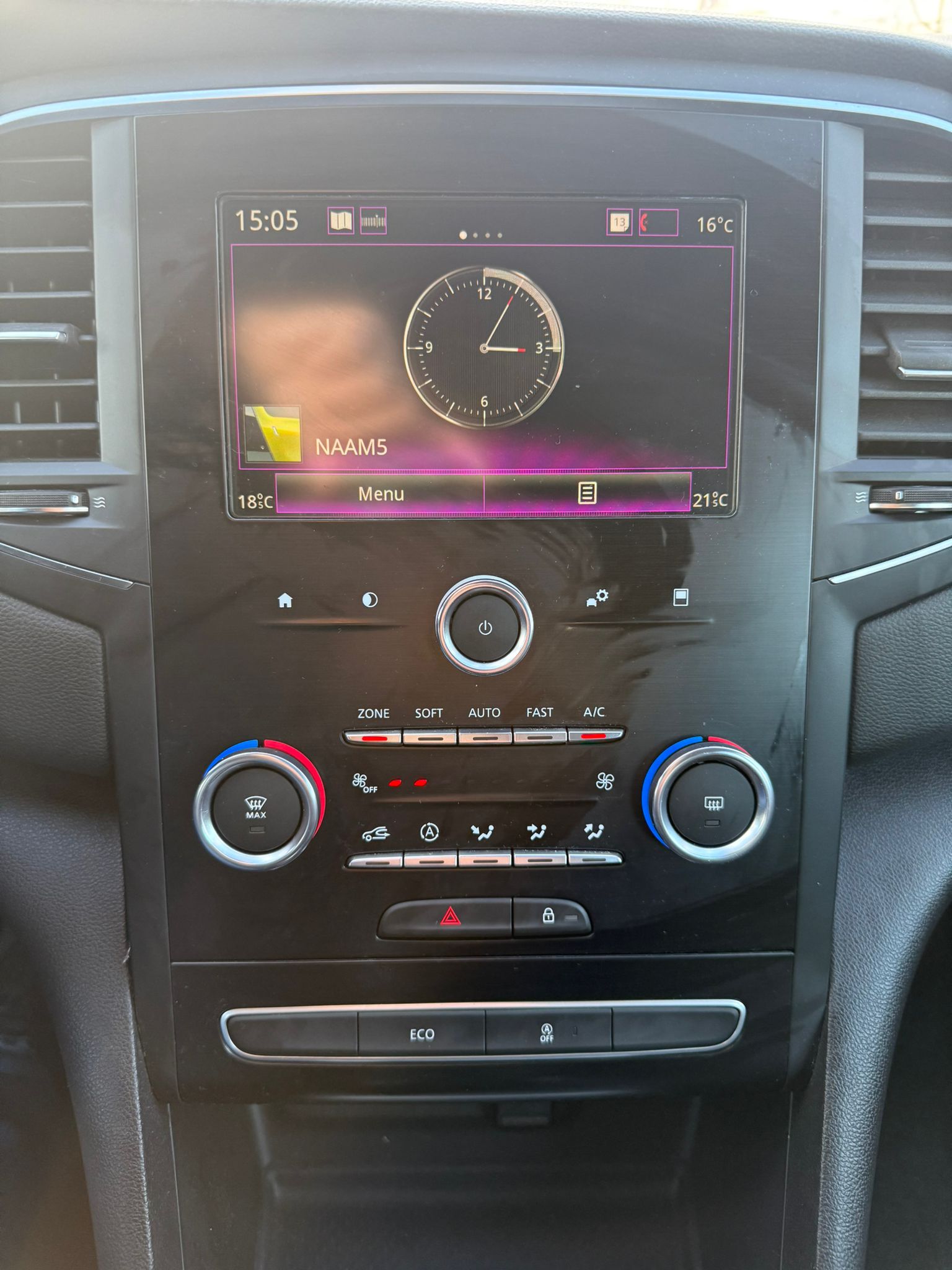 Renault Megane 1.5 Blue dCi Intens - imagine 15