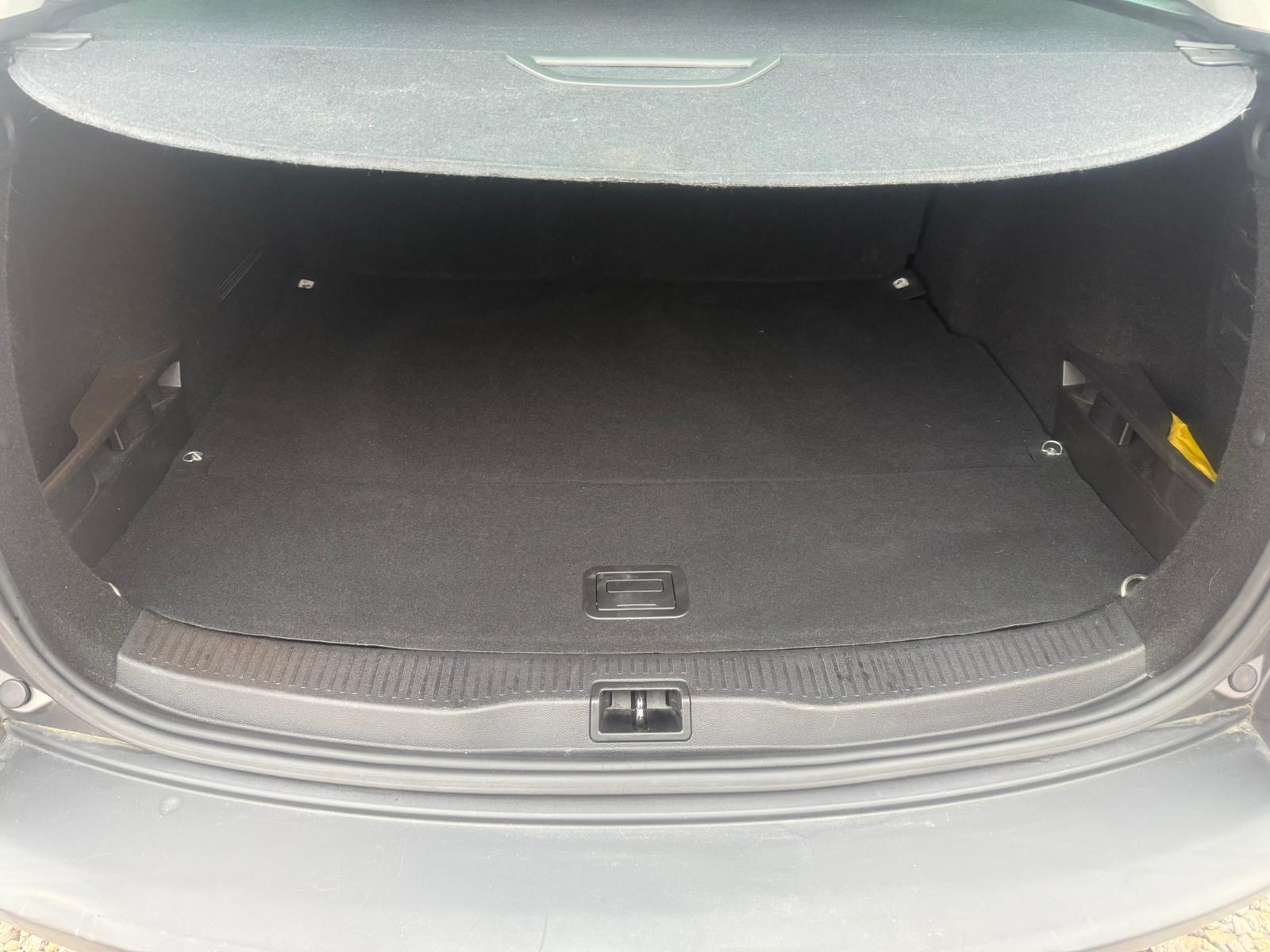 Renault Megane 1.5 dCi Dynamique - imagine 9